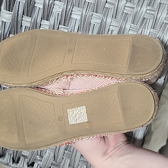 Espadrilles - Picture 3 of 3